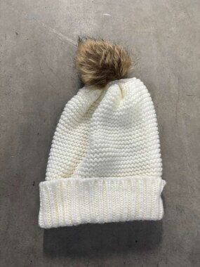 Soft Acrylic Cable Knit Winter Hat with Synthetic Fur Topper